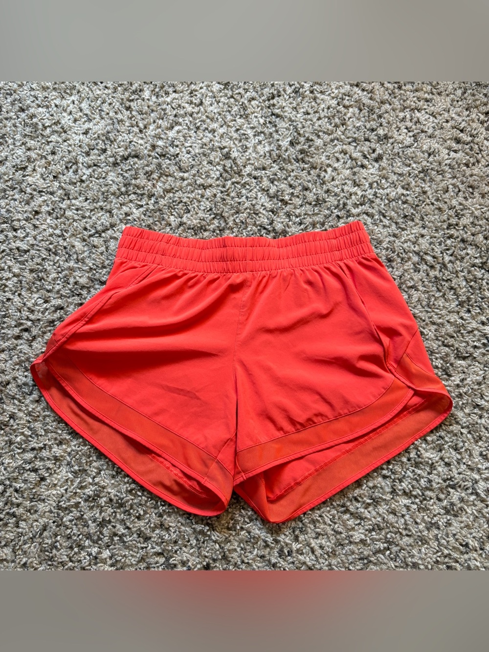 Athleta Mesh Racerback Run 4” Short in Coral/Red Size Women’s XS